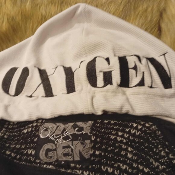Vintage Y2K Oxygen Graphic Zip-Up Hoodie | Streetwear Athleisure with Thumbholes - Picture 11 of 15